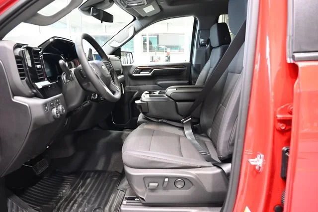 2026 Chevrolet Silverado 1500 LT - Photo 10