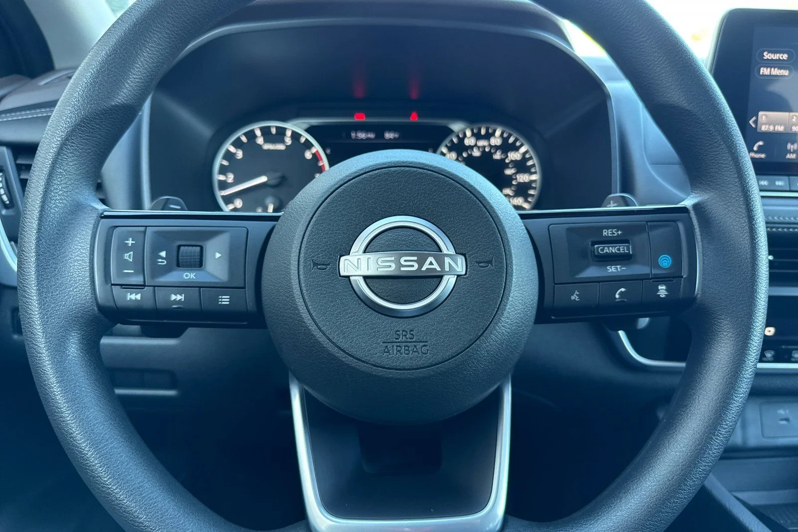 Used 2023 White Nissan SV image 22