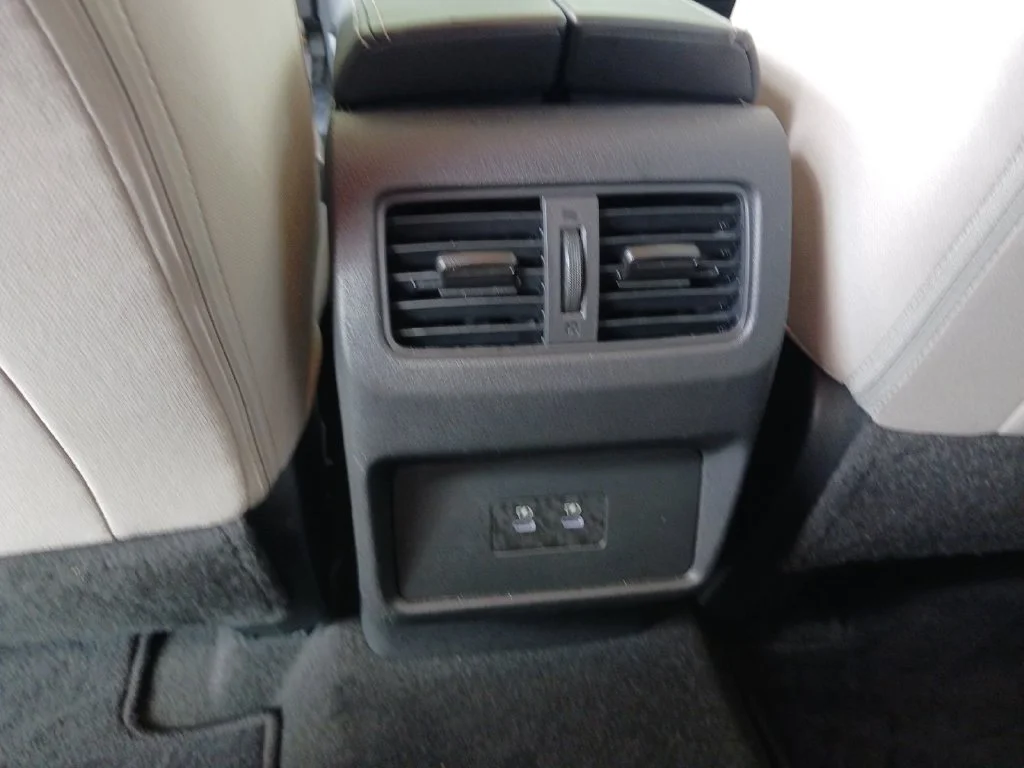 Used 2024 White Nissan SV image 22