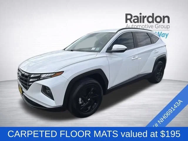 Used 2022 Quartz White Hyundai SEL image 3