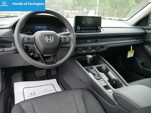 Used 2023 Lunar Silver Metallic Honda LX image 36