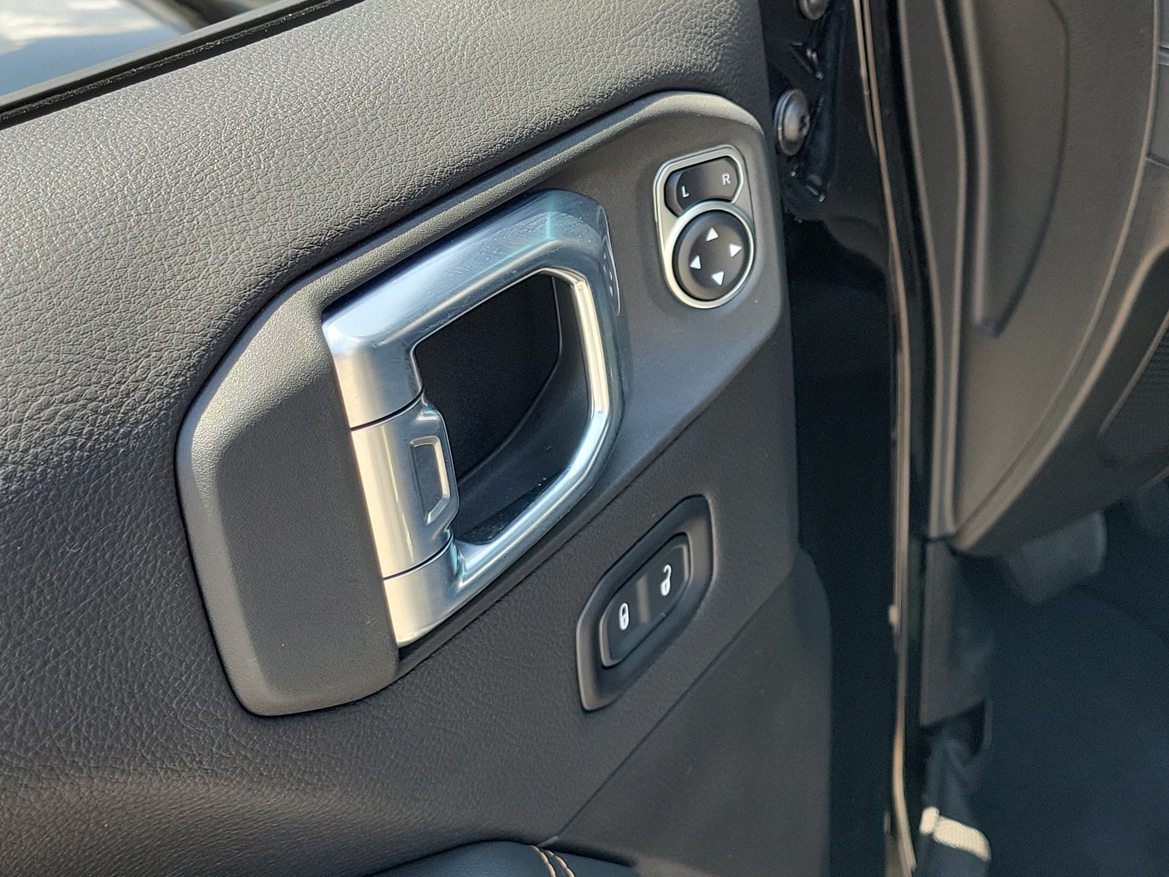 Used 2026 Black Clearcoat Jeep Sahara image 20