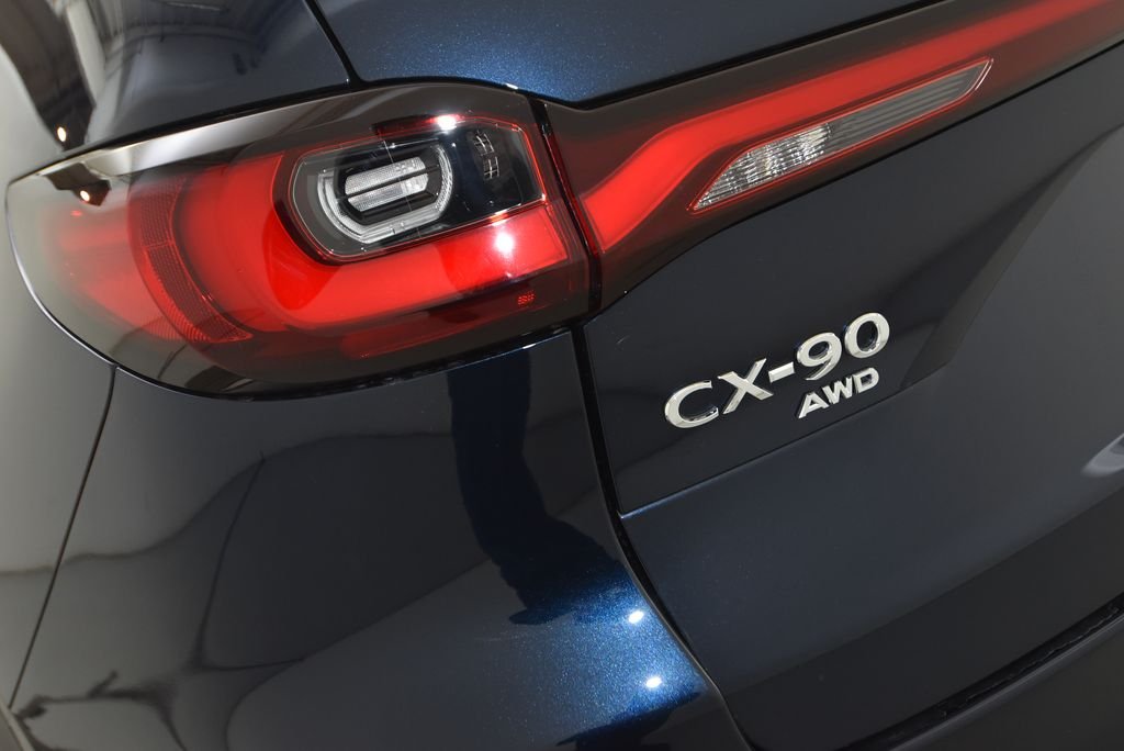 2026 Mazda CX-90 Select Package - Photo 36