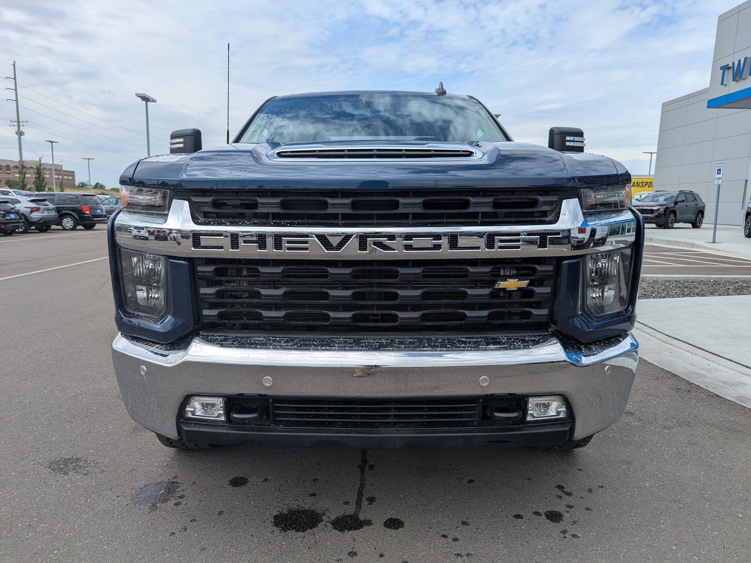 Certified Used 2023 NORTHSKY BLUE METALLIC Chevrolet LT image 5