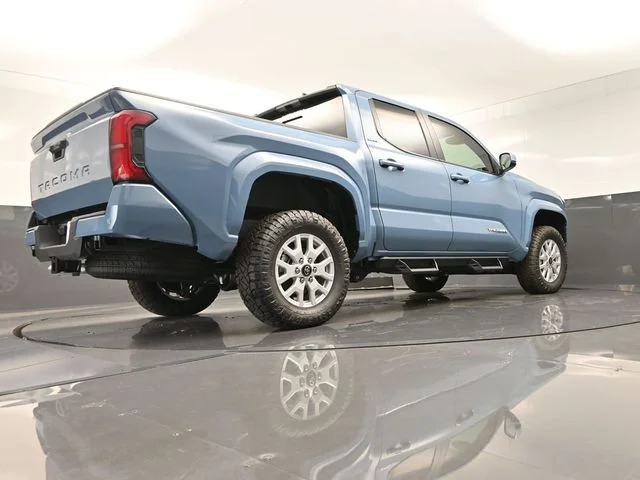 Used 2026 Blue Toyota SR5 image 49