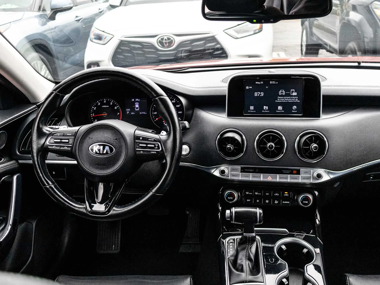 Used 2019 Red Kia Base image 30