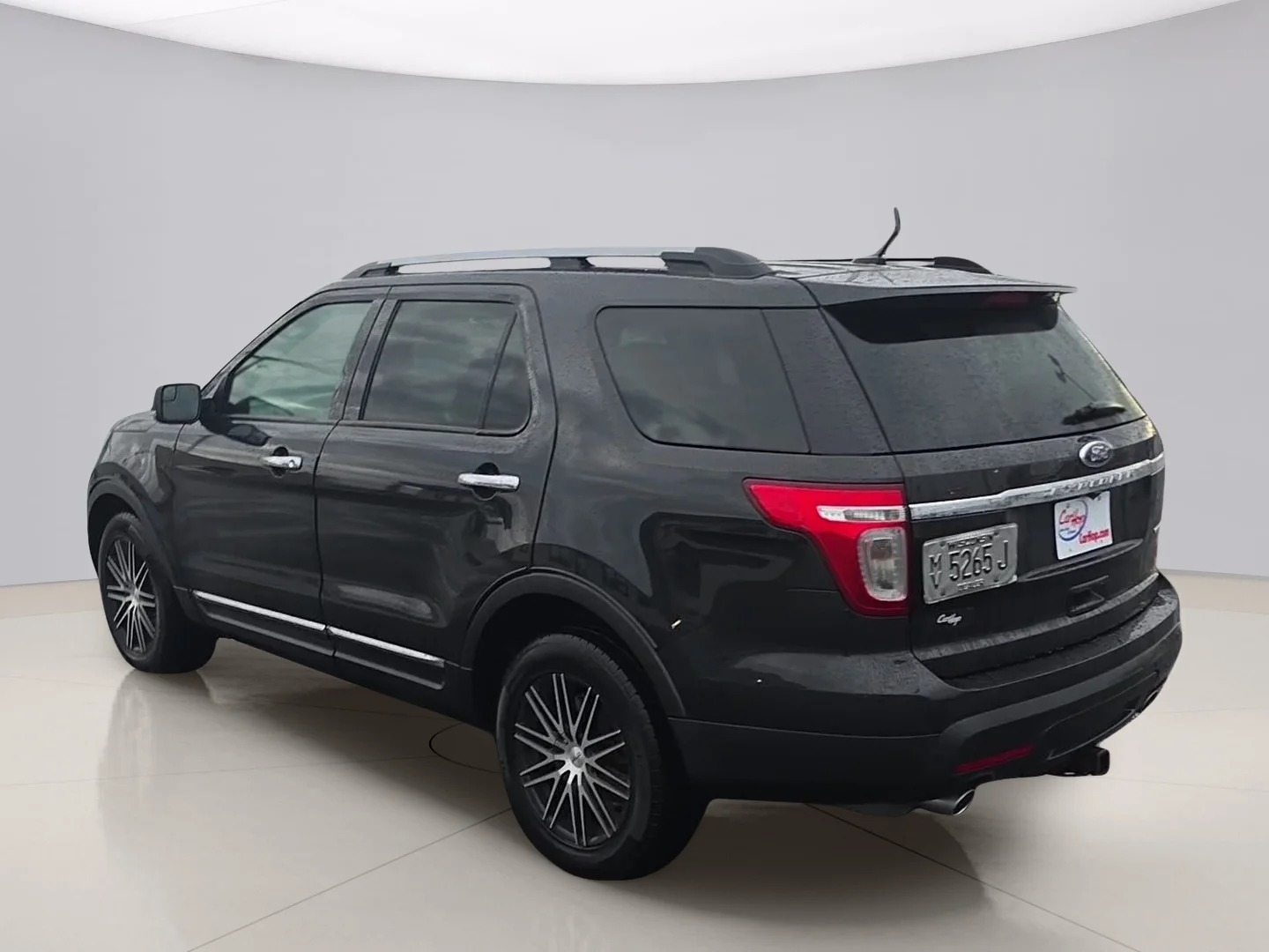 Used 2015 Black Ford XLT image 3