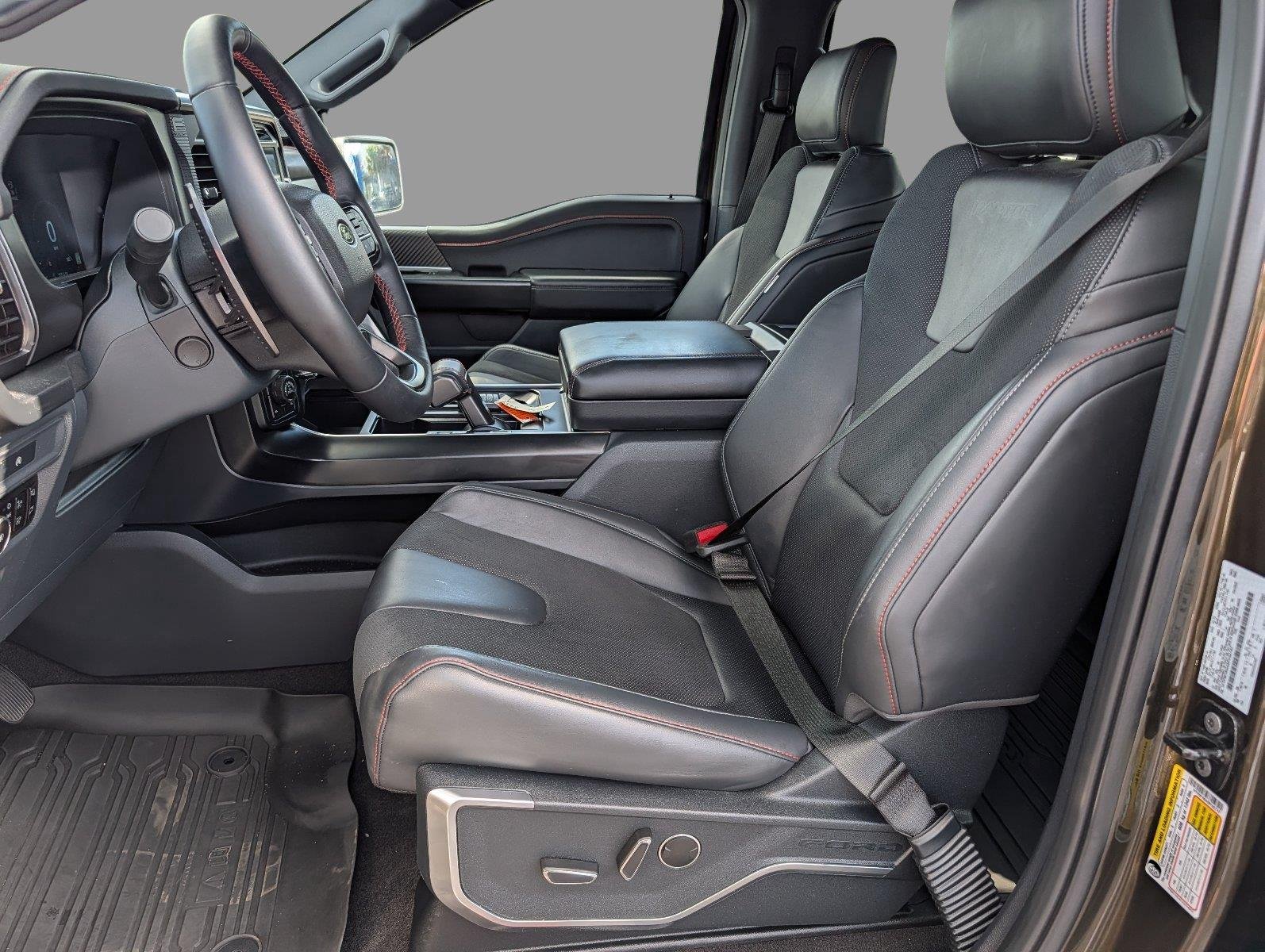 Used 2025 Shelter Green Ford Raptor image 11