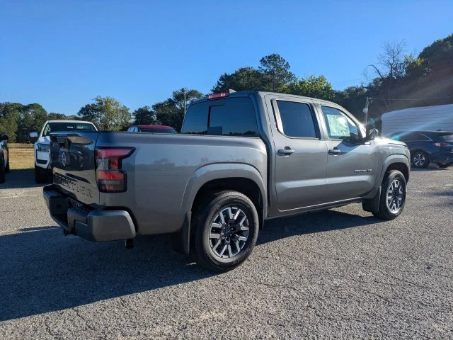 New 2027 Gun Metallic Nissan Crew Cab SV image 4