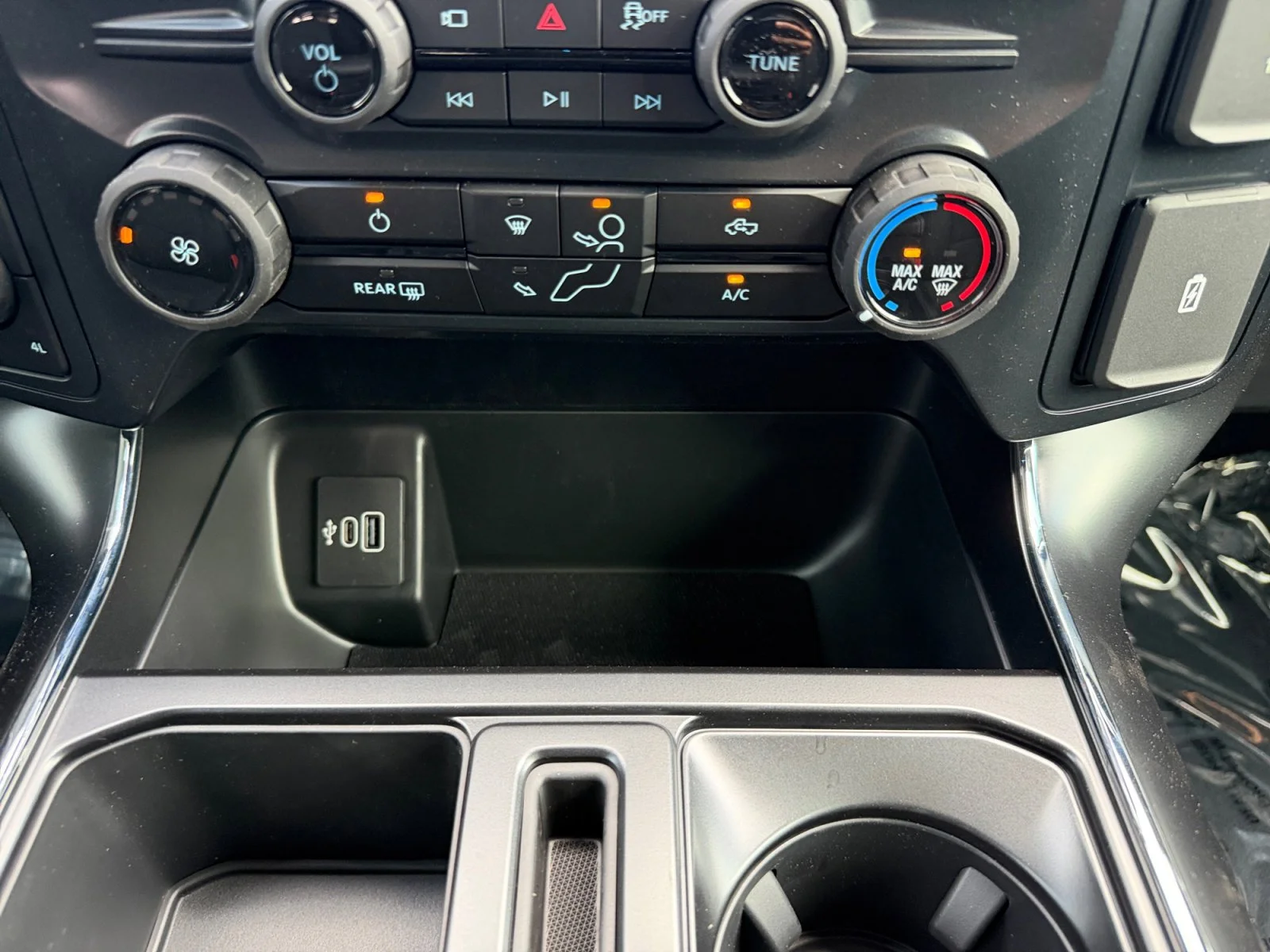 New 2026 Agate Black Metallic Ford STX W/LOBO PKG image 22
