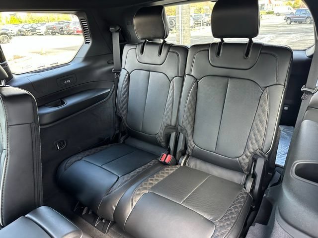 New 2025 Diamond Black Crystal Pearl-Coat Exterior Paint Jeep Summit image 6