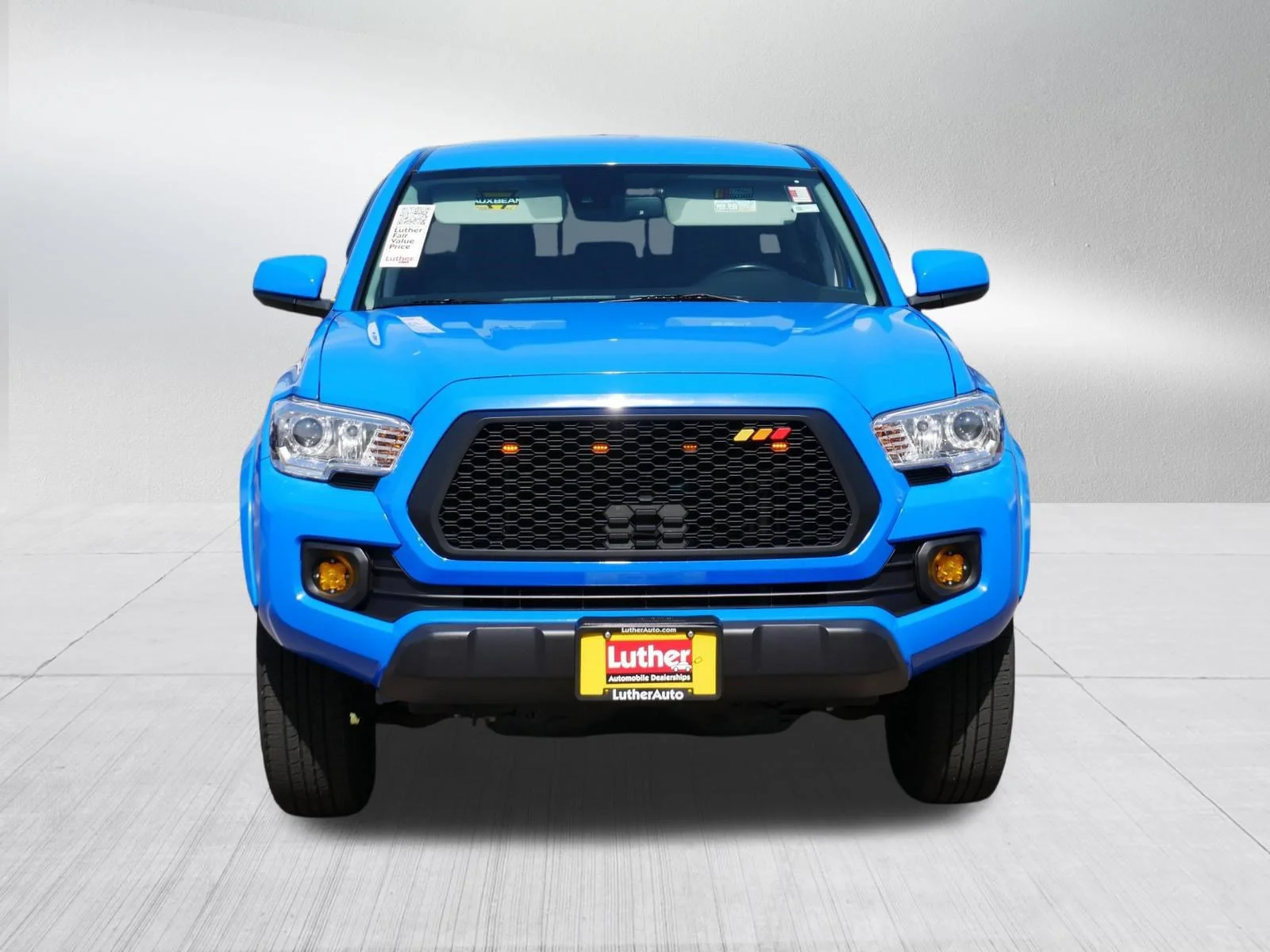 Used 2021 Toyota Tacoma SR5 with VIN 3TMCZ5AN7MM419203 for sale in Hopkins, Minnesota