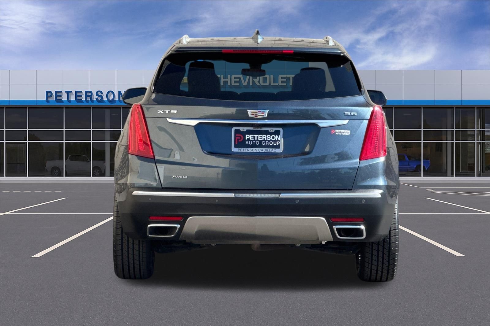 Used 2019 Gray Cadillac Platinum image 5