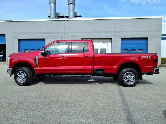 Used 2024 Red Ford Lariat image 2