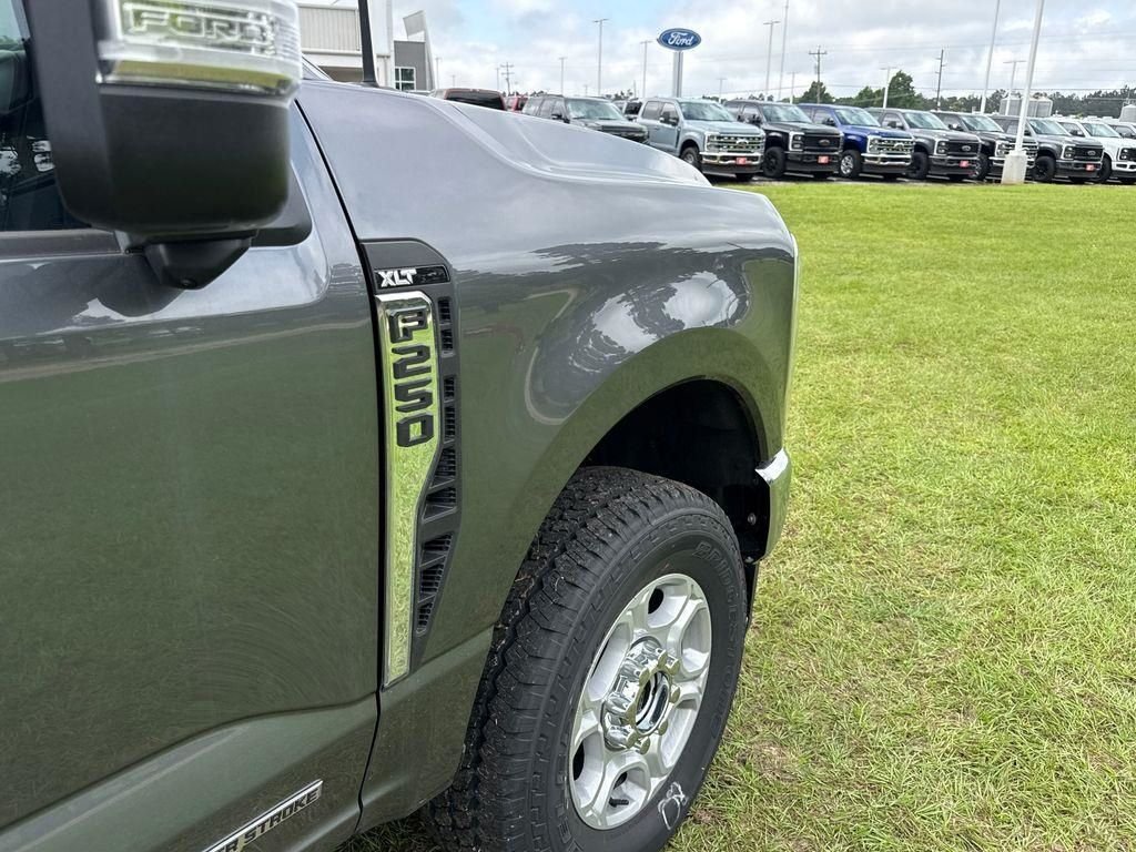 2026 Ford F-250 Super Duty XLT - Photo 50