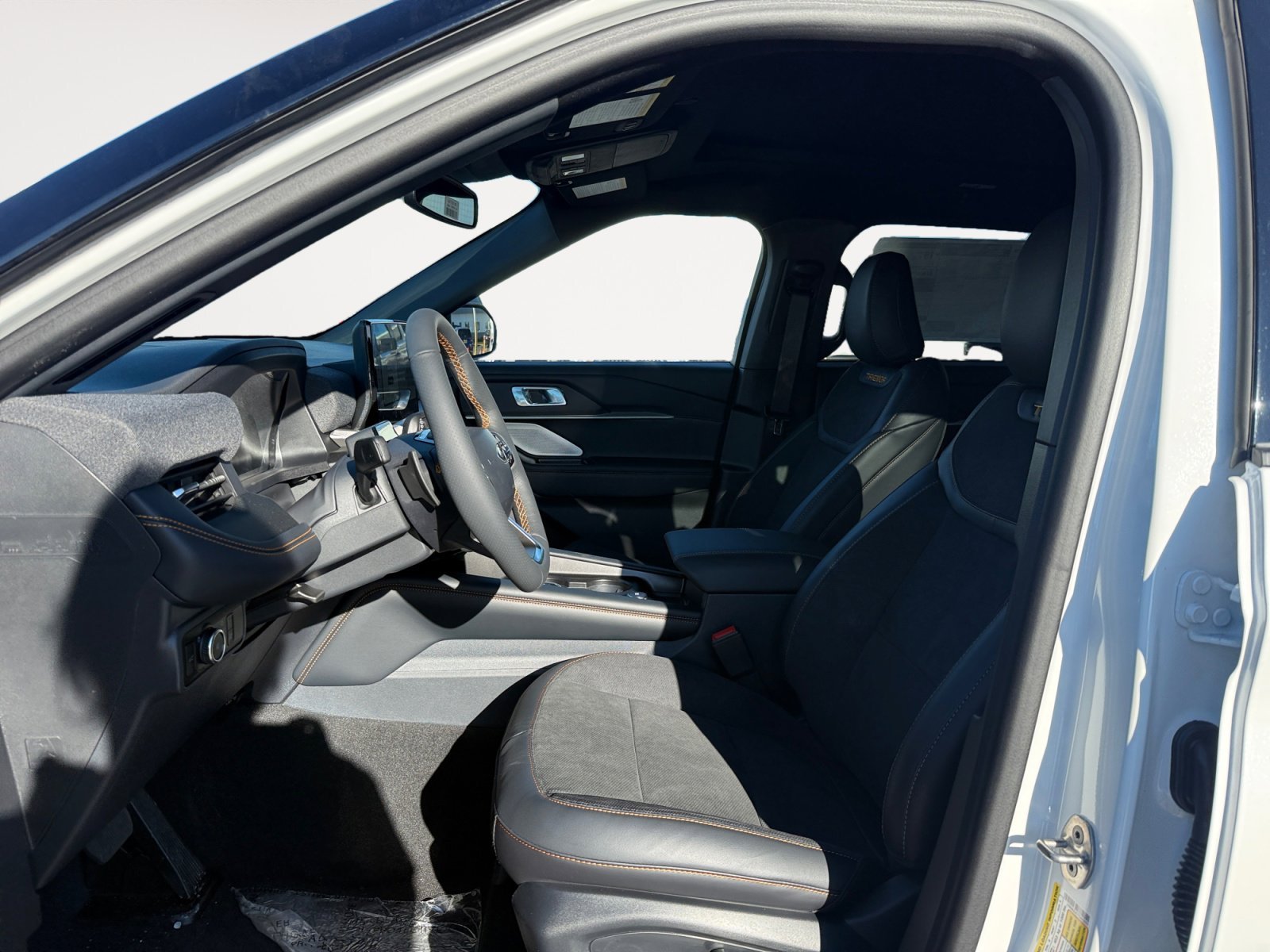 New 2026 Star White Metallic Tri-Coat Ford Tremor® image 10