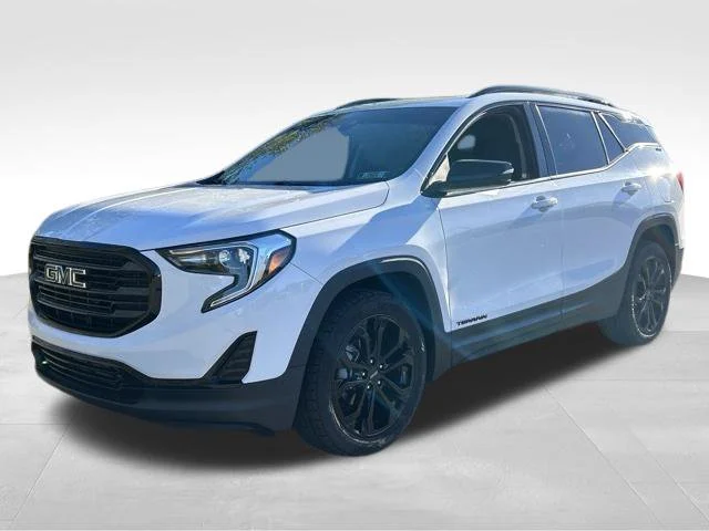 Used 2020 White GMC SLE image 1