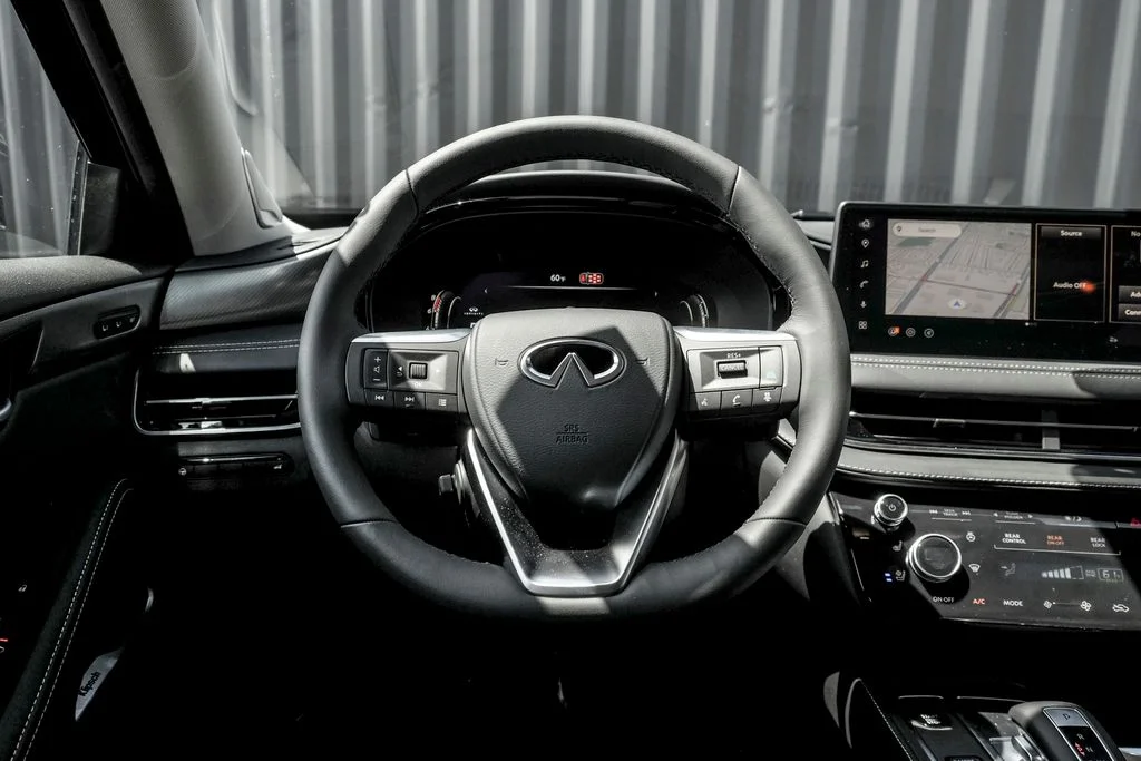 New 2027 MINERAL BLACK INFINITI Luxe AWD image 20
