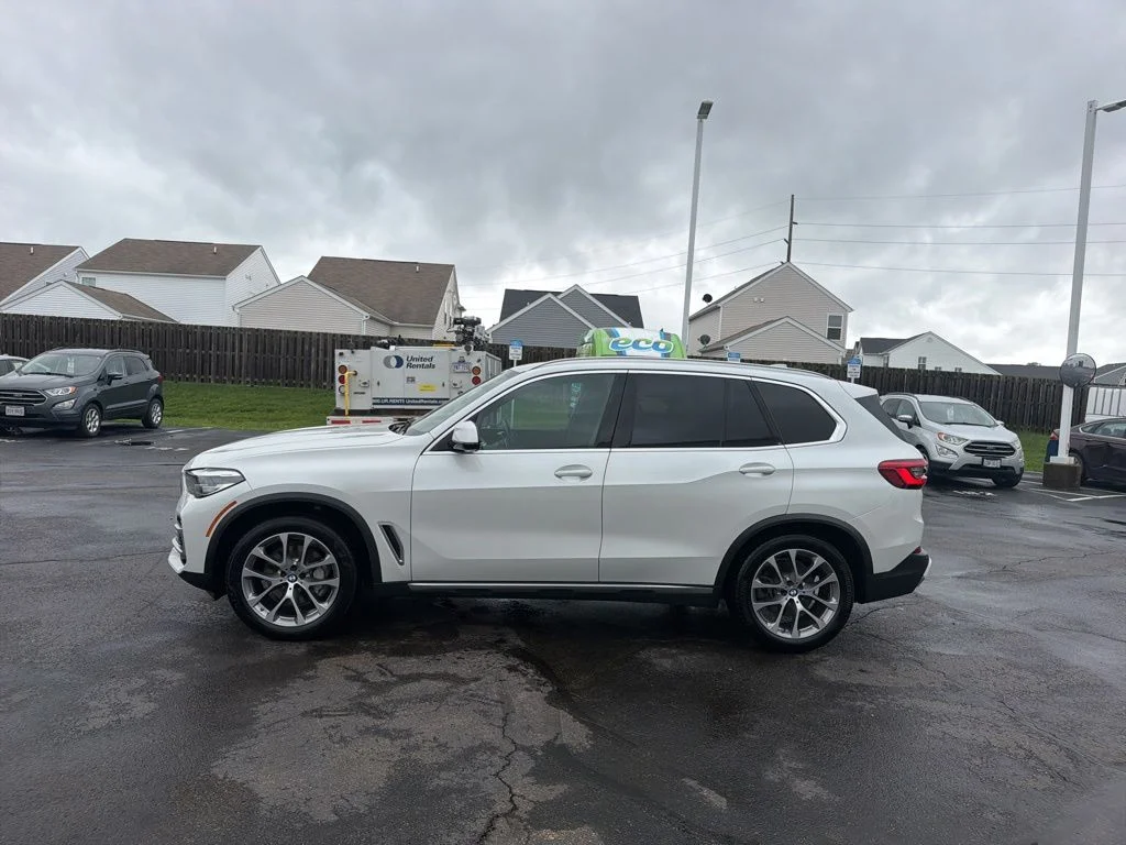 Certified Used 2019 Mineral White Metallic BMW xDrive40i image 5