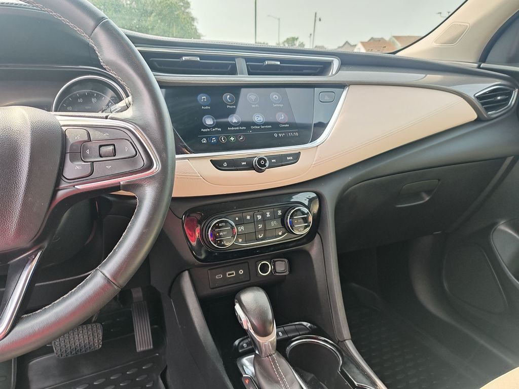 Used 2022 White Buick Select image 20