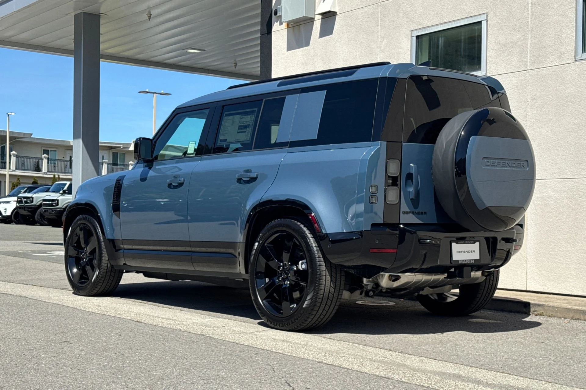 New 2026 Tasman Blue Land Rover X-Dynamic SE image 6