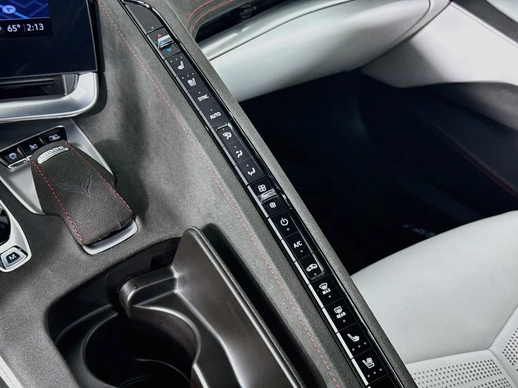 Used 2023 Carbon Flash Metallic Chevrolet Stingray image 17