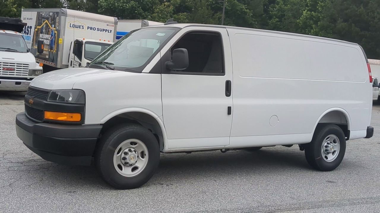 2025 Chevrolet Express Cargo Work Van - Photo 4