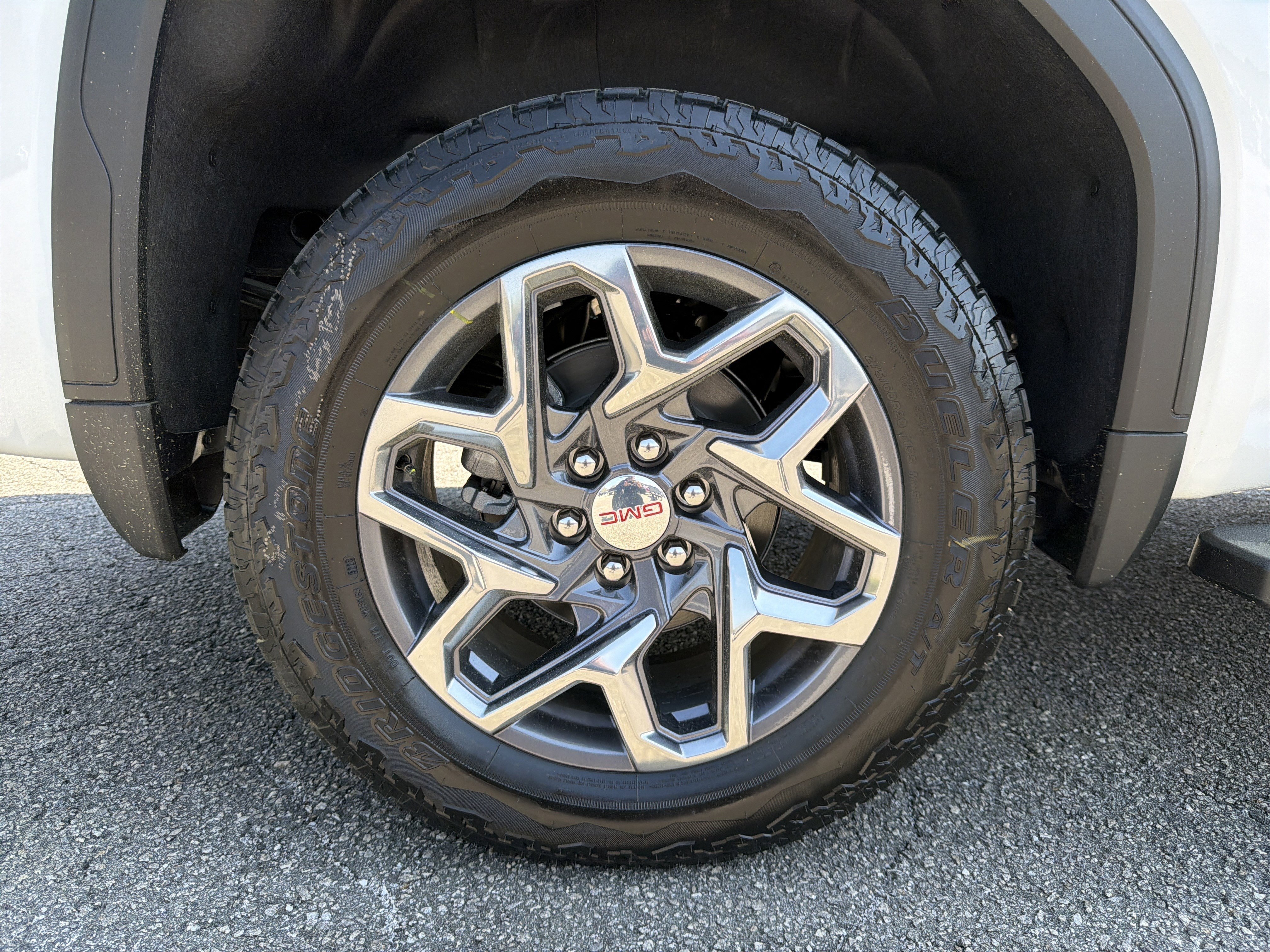 2026 GMC Sierra 1500 SLT - Photo 20