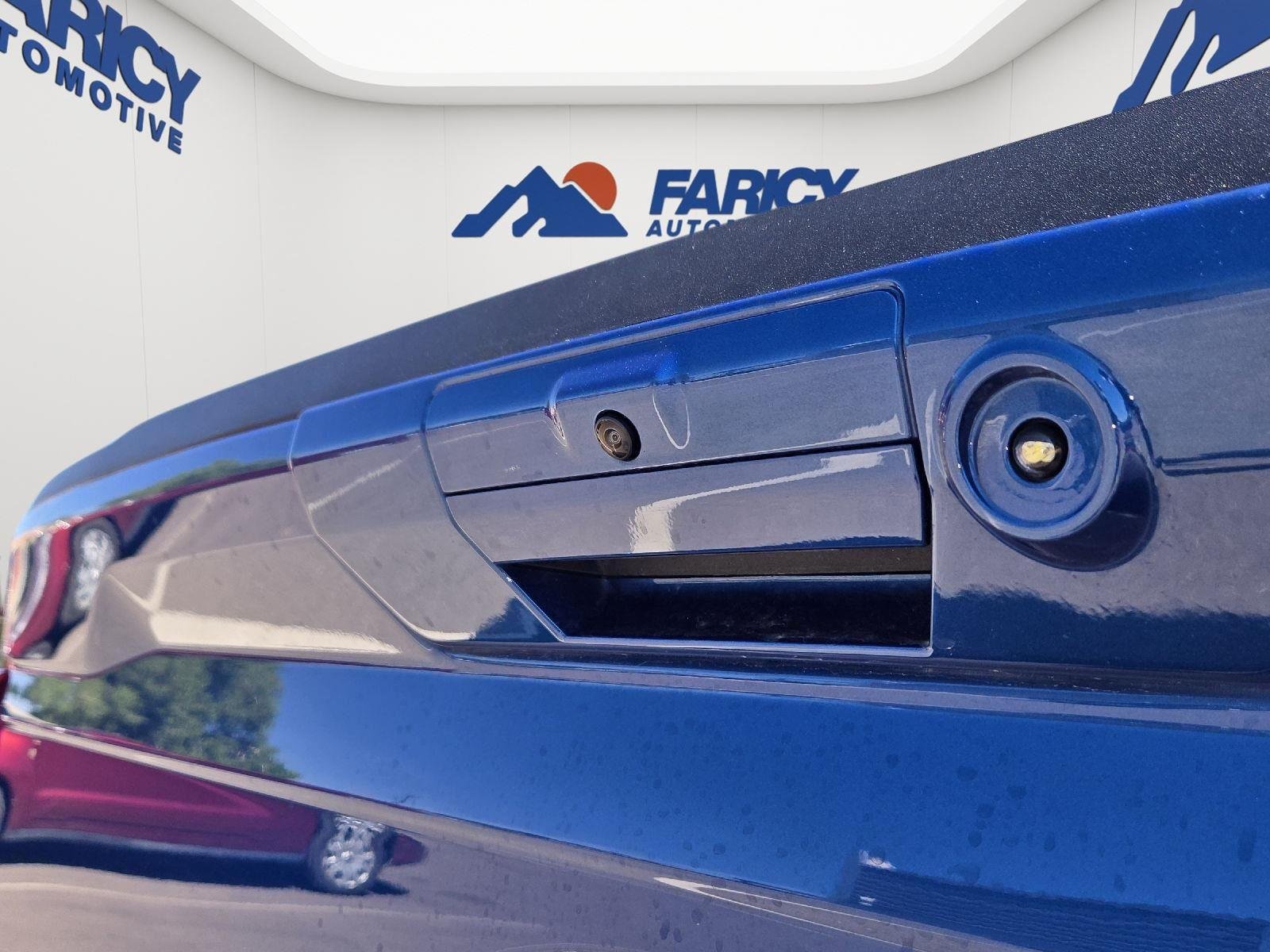 Used 2025 Atlas Blue FORD XLT image 16