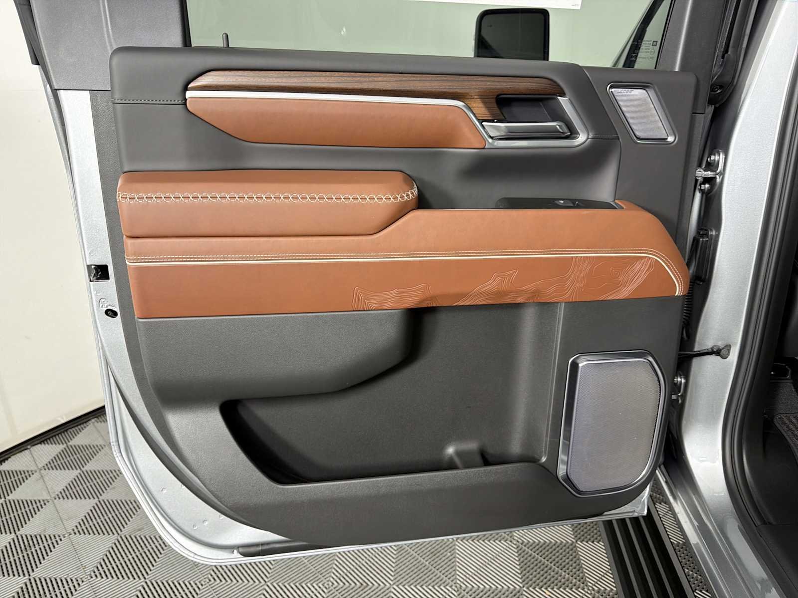 2026 GMC Sierra 2500HD Denali Ultimate - Photo 23