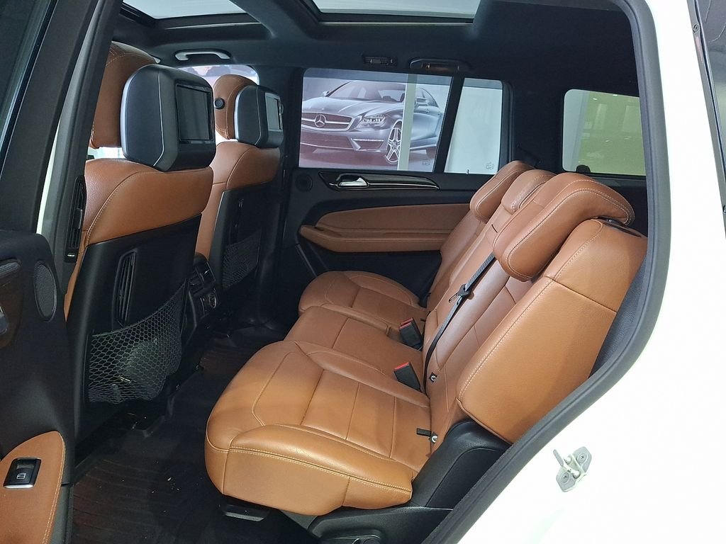 Used 2017 White Mercedes-Benz GLS 450 image 9