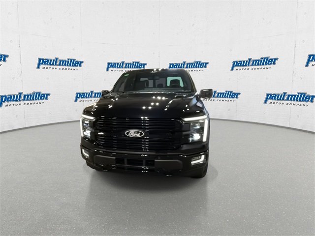 2025 Ford F-150 Platinum photo 4