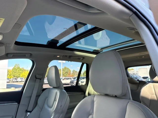 Used 2024 White Volvo Ultimate image 15