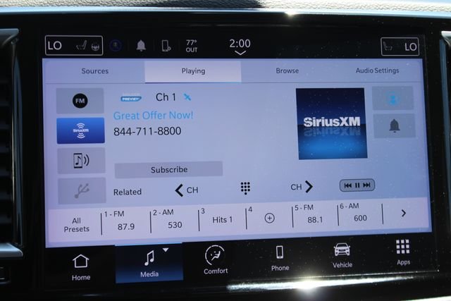 Used 2023 Silver Chrysler Touring L image 6