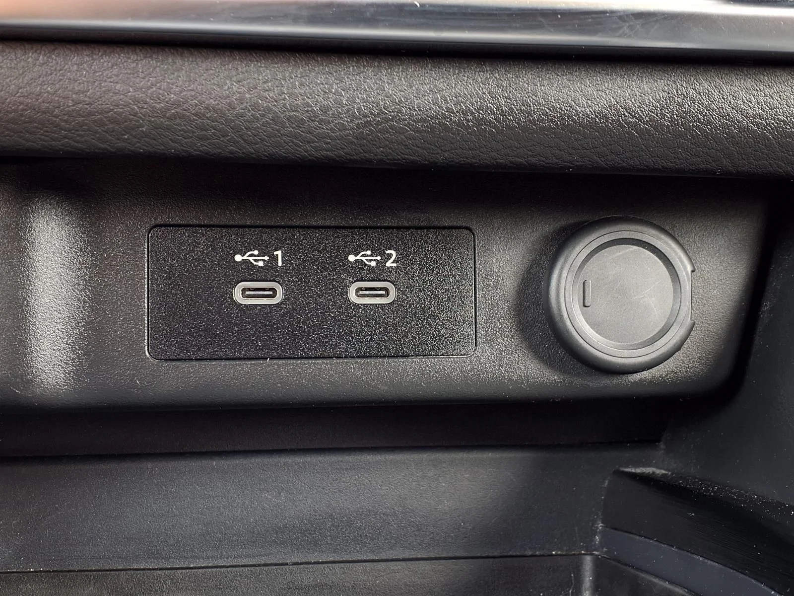 Certified Used 2024 White Nissan SV image 24