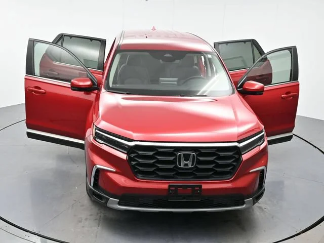 Used 2024 Radiant Red Met Honda EX-L 8 Passenger image 43
