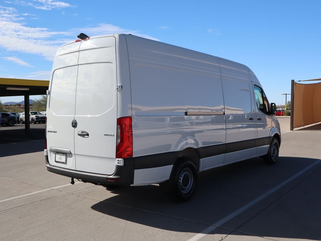 Used 2025 Arctic White Mercedes-Benz Cargo 170 WB image 5