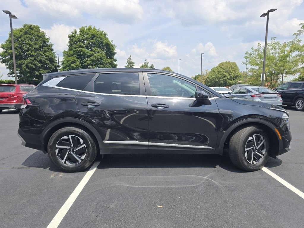 Used 2025 Black Kia LX image 16