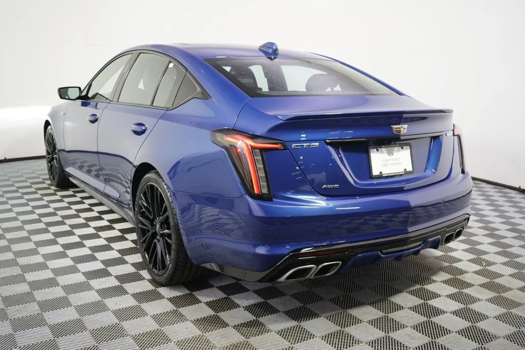 Used 2021 WAVE METALLIC Cadillac V-Series image 4