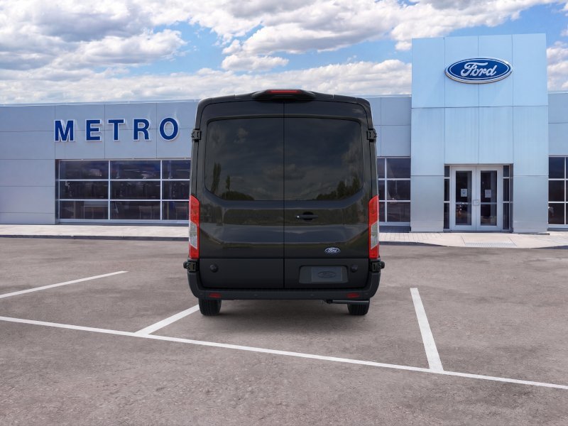 New 2026 Agate Black Metallic Ford XLT image 6