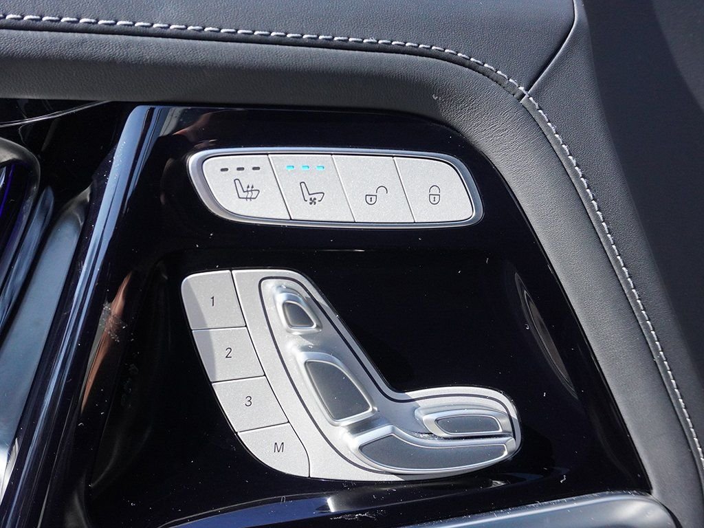Used 2025 Gray Mercedes-Benz G 63 AMG® image 36