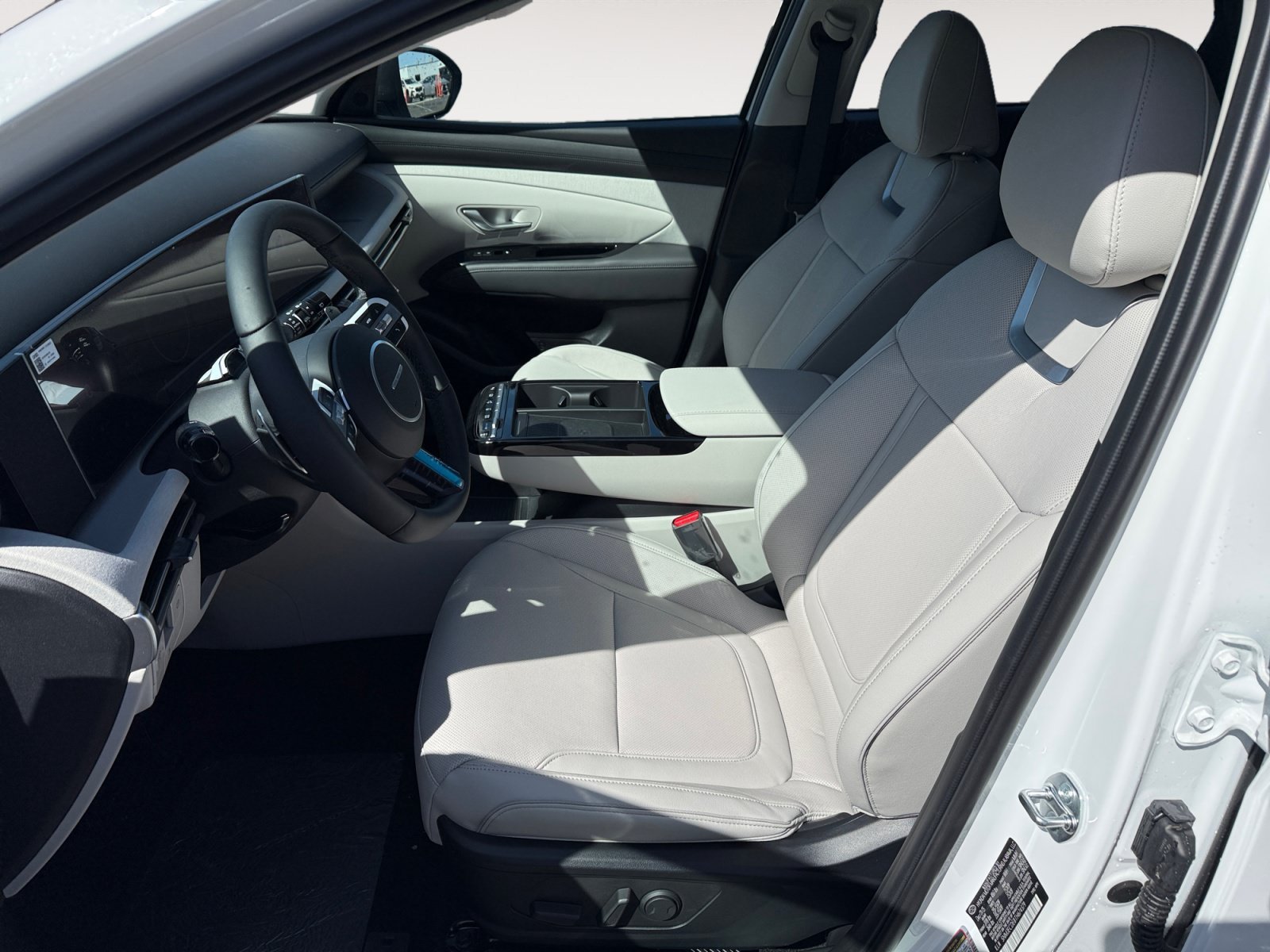 2026 Hyundai Tucson Limited - Photo 10