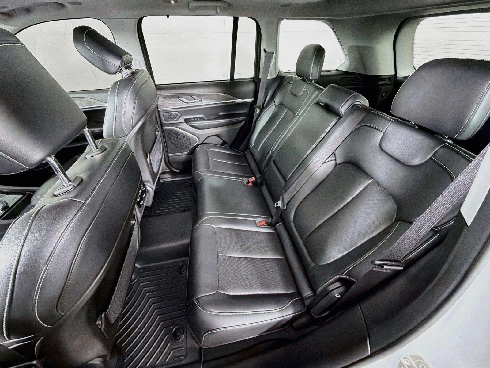Used 2023  Jeep 30th Anniversary image 26