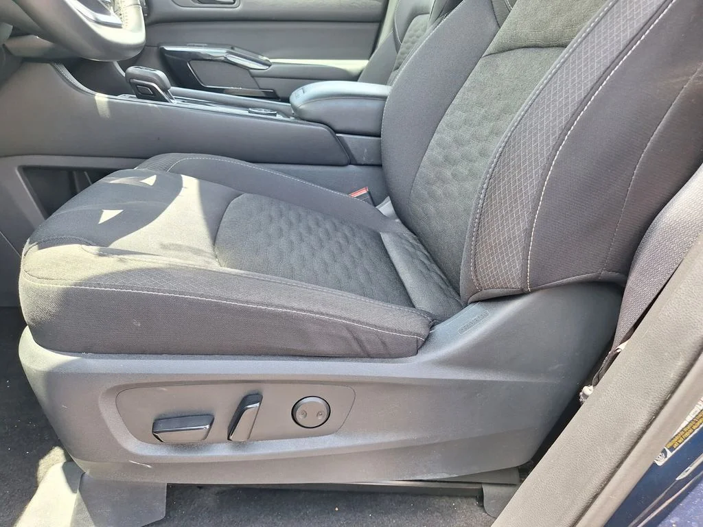 Certified Used 2025 Blue Nissan SV image 29