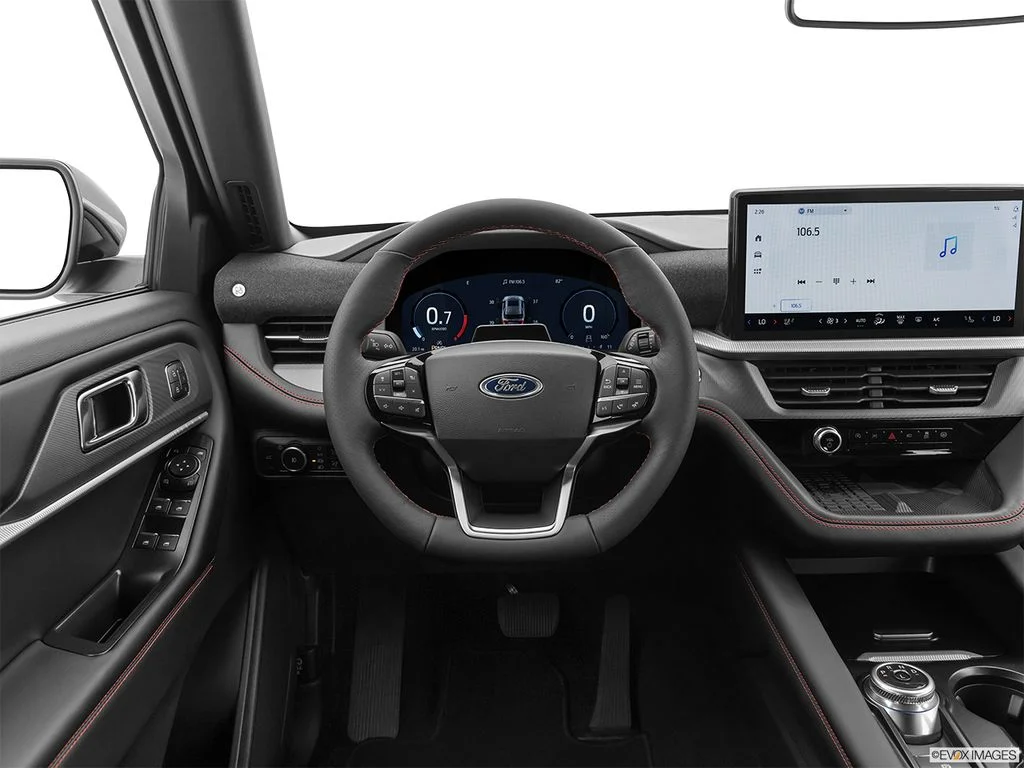 New 2026 Space White Metallic Ford ST-Line image 13