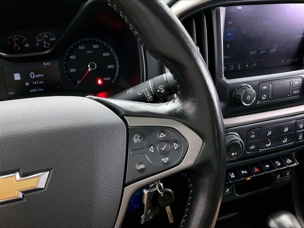 Used 2022 White Chevrolet Z71 image 24