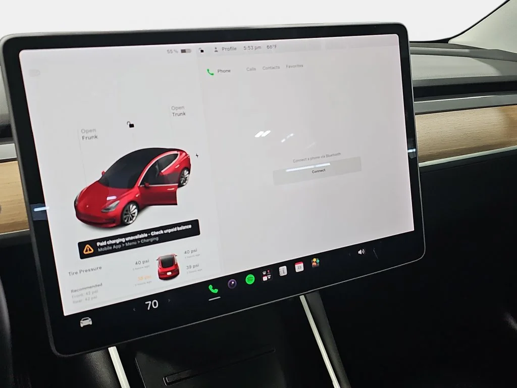 Used 2020  Tesla Long Range image 22