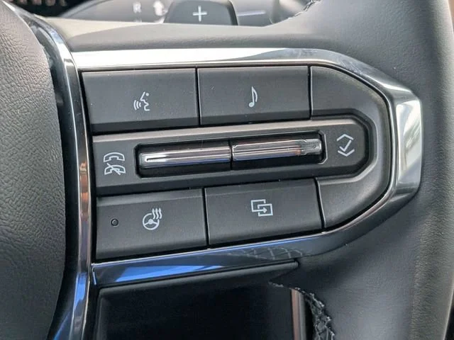 New 2026 Sterling Metallic GMC Elevation image 26