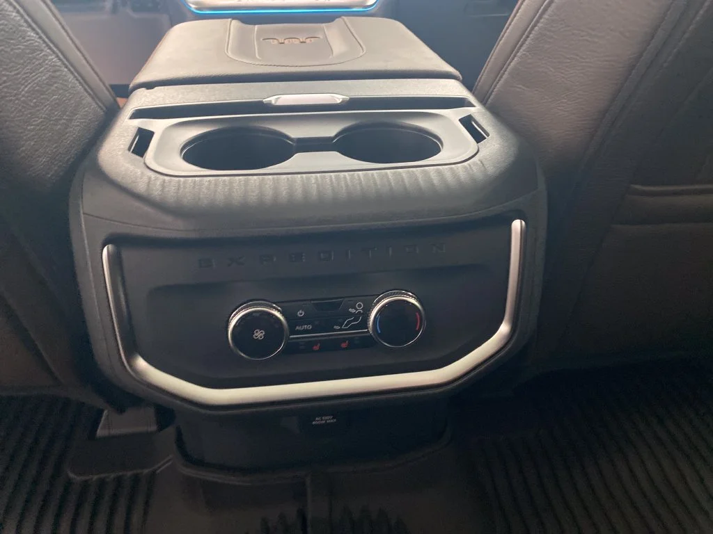 New 2027 Glacier Gray Metallic Tri-Coat Ford MAX King Ranch® image 17