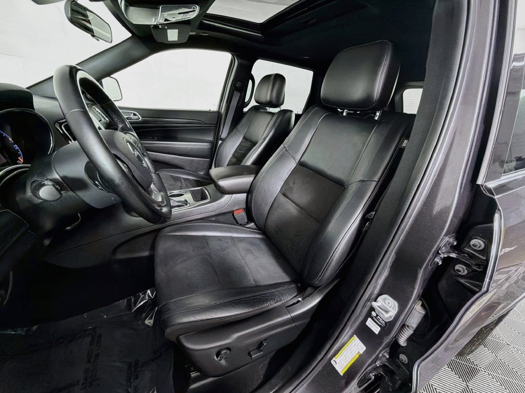 Used 2021 Gray Jeep Laredo X image 21